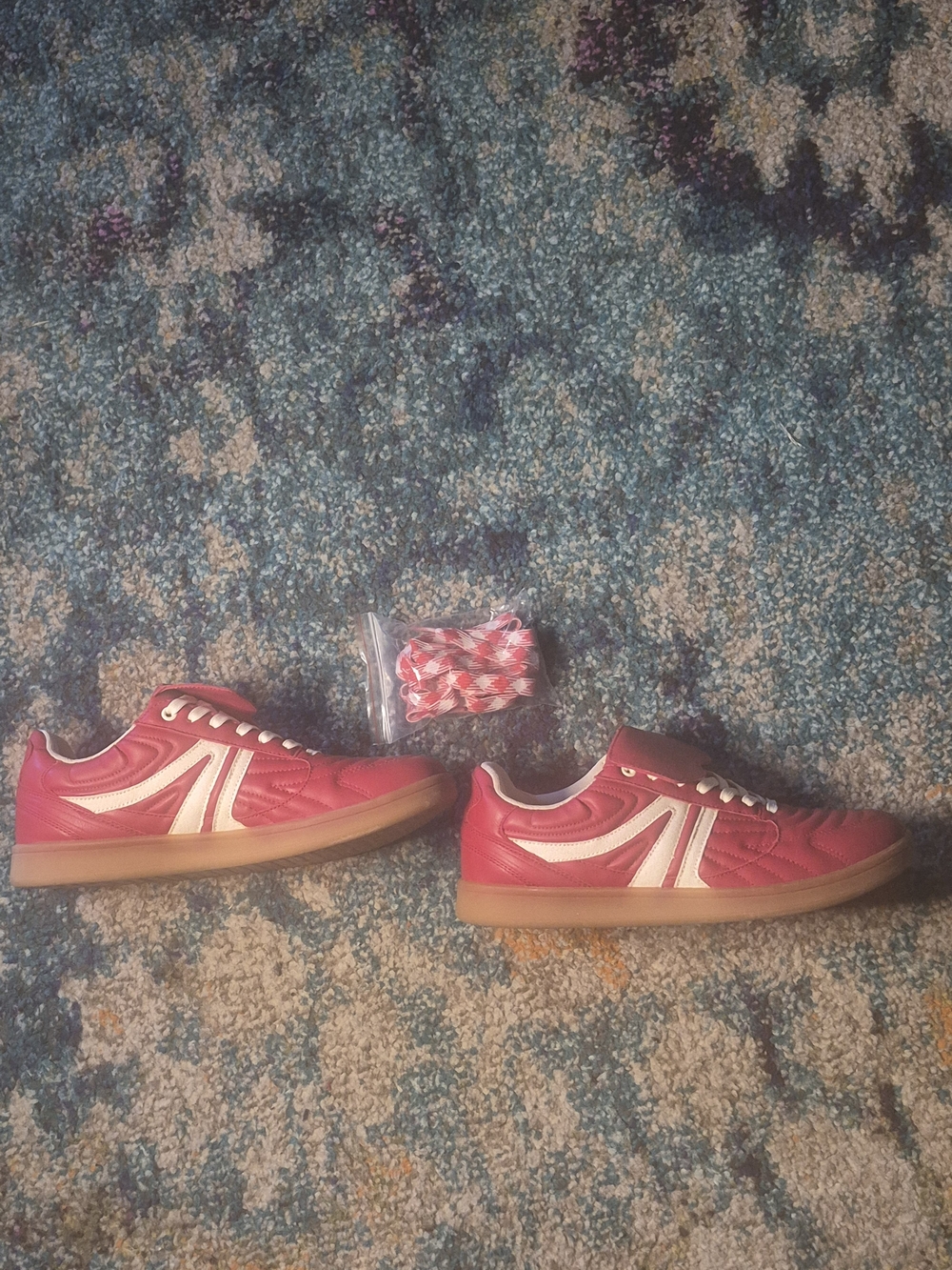 Steve Madden Red and White Women's Sneakers - Picture 5 of 6